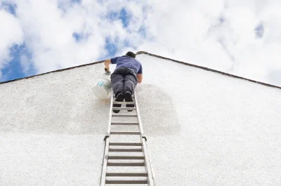 Peinture extérieure à la Lande-de-Lougé — façades et ravalement